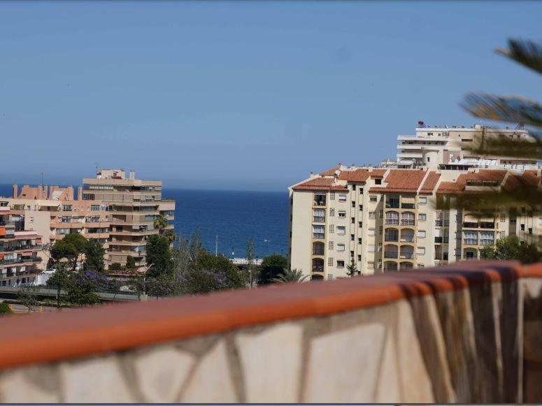 Sea View Penthouse Apartment ฟูเอนฮิโรลา ภายนอก รูปภาพ